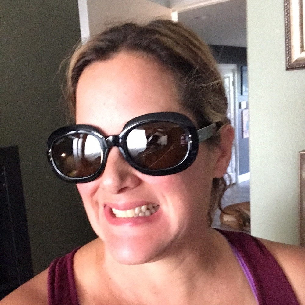 Gucci, Sunglasses - Picture 11 of 12